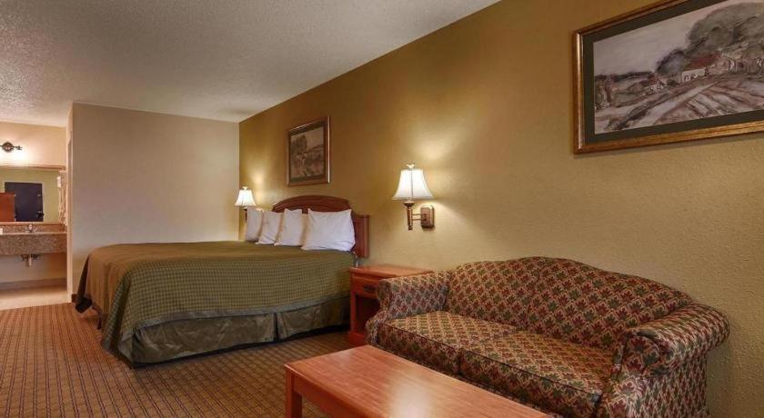 Hotel Western Post Oak 2*