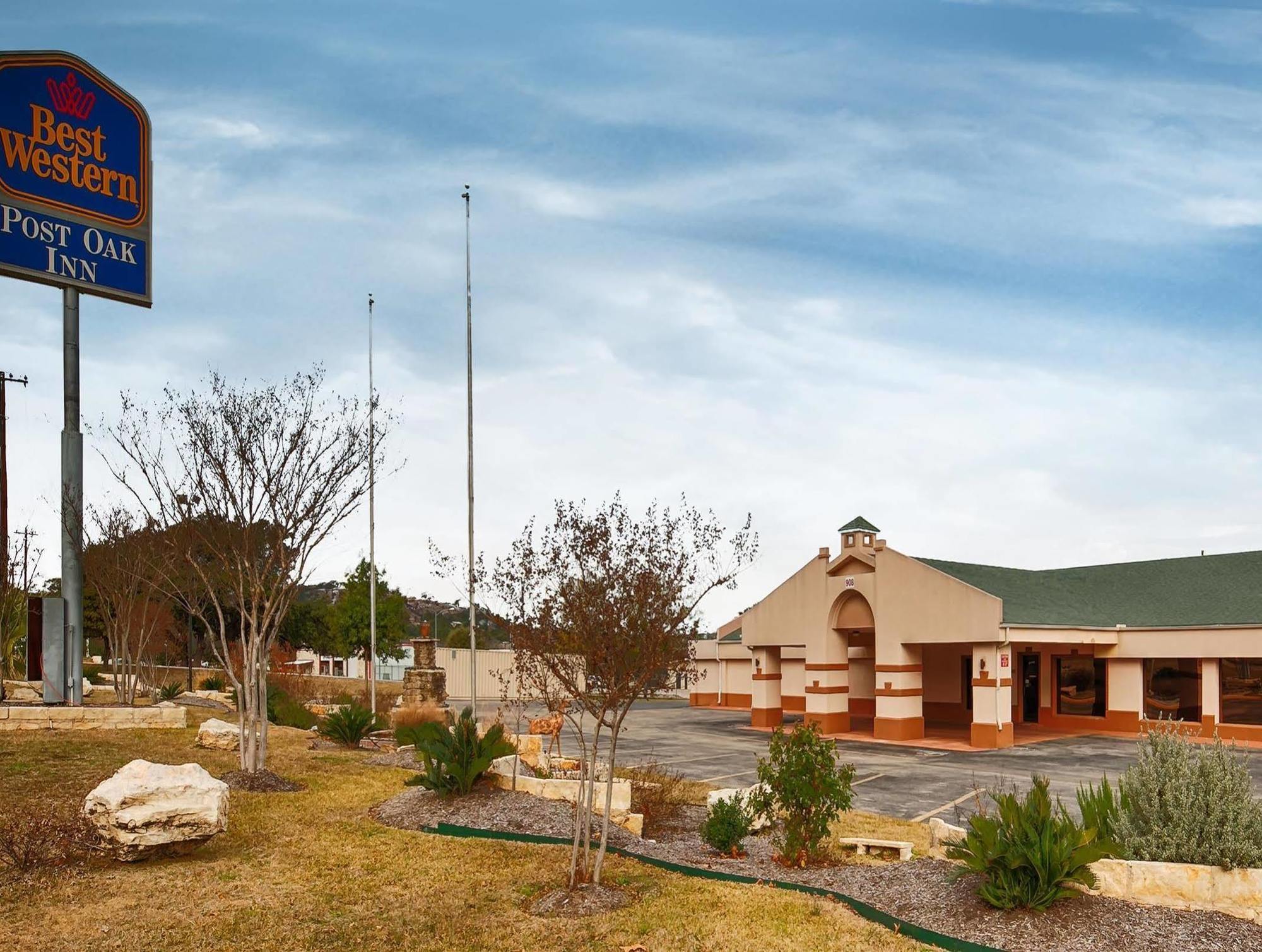 Best Western Post Oak 2*